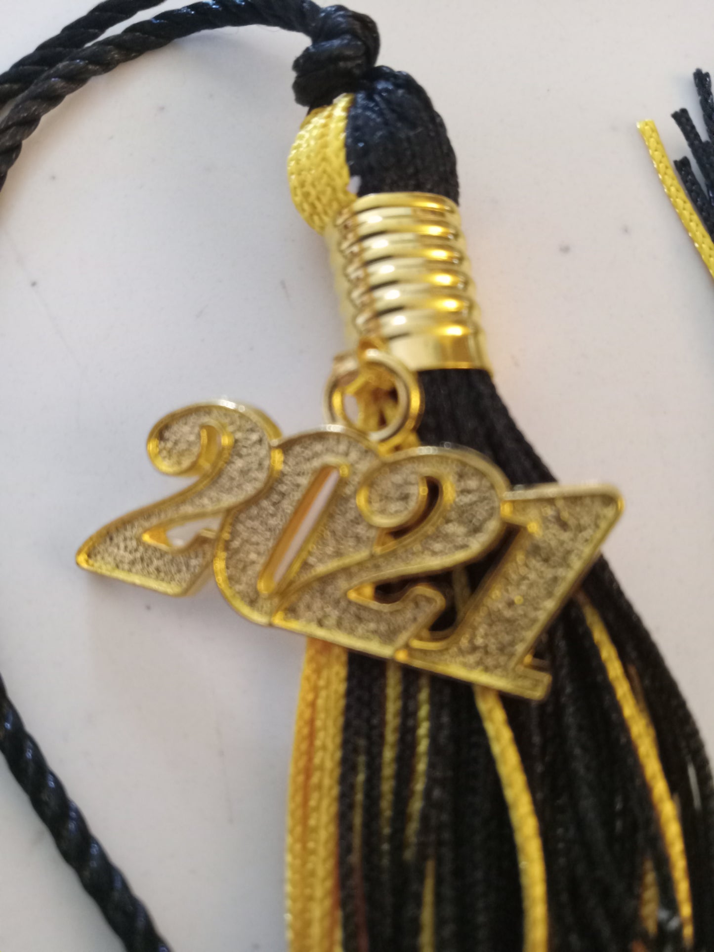 Class of 2021 Graduation Tassel Gold/Yellow & Black Colored, NEW