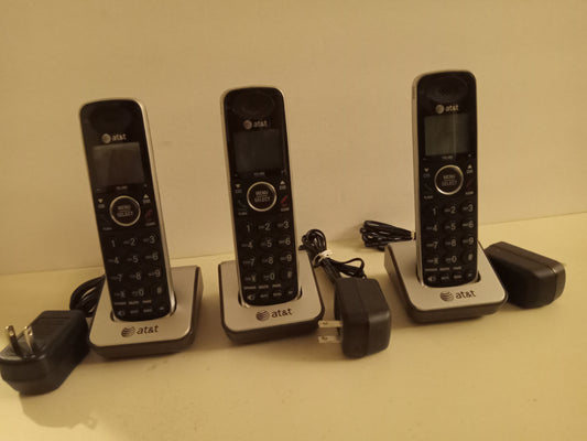 3 AT&T Cordless Landline Phones Handsets Expansion Set (CL84350) 900Mhz, + 3 Charging Stations, USED